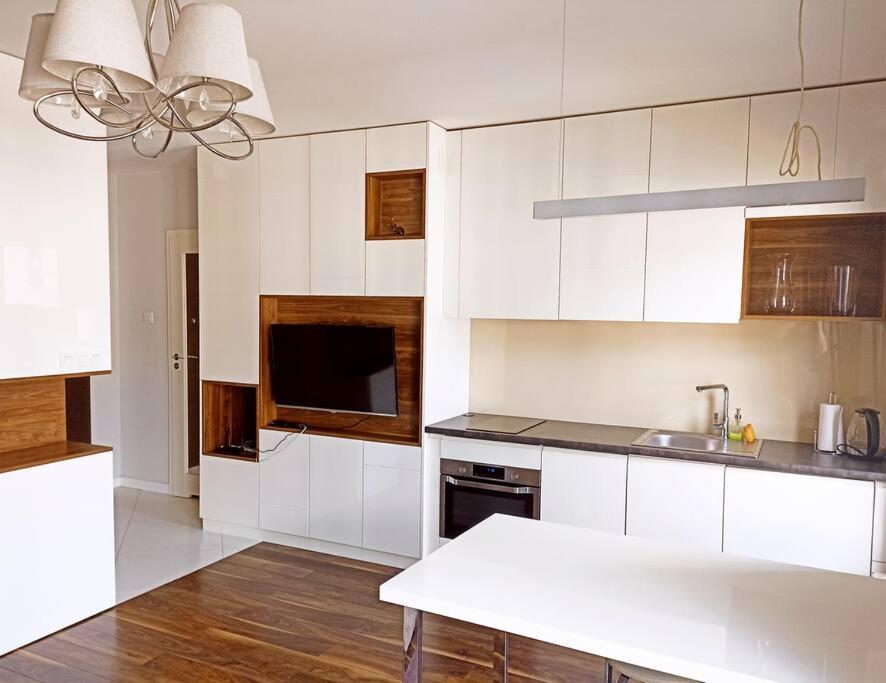 Mlynowa Centrum Apartamenty Luna Белосток Экстерьер фото